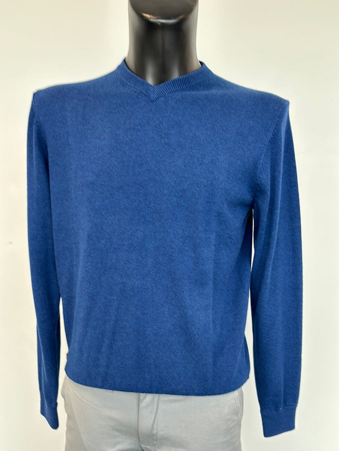 6th Sense v-neck Jumper | Embassy #136