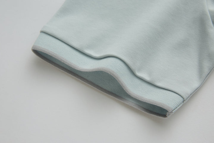 Oyster polo shirt sleeve cuff and hem with ribbed finish