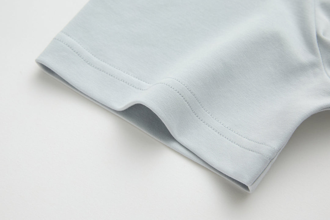 Oyster light blue T-shirt sleeve and bottom hem with double stitching