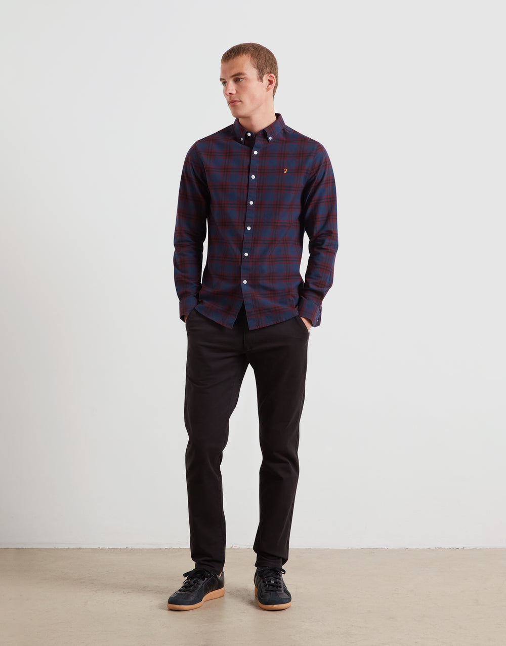 Farah Brewer organic check button-up shirt, long sleeves, dark bordeaux and navy