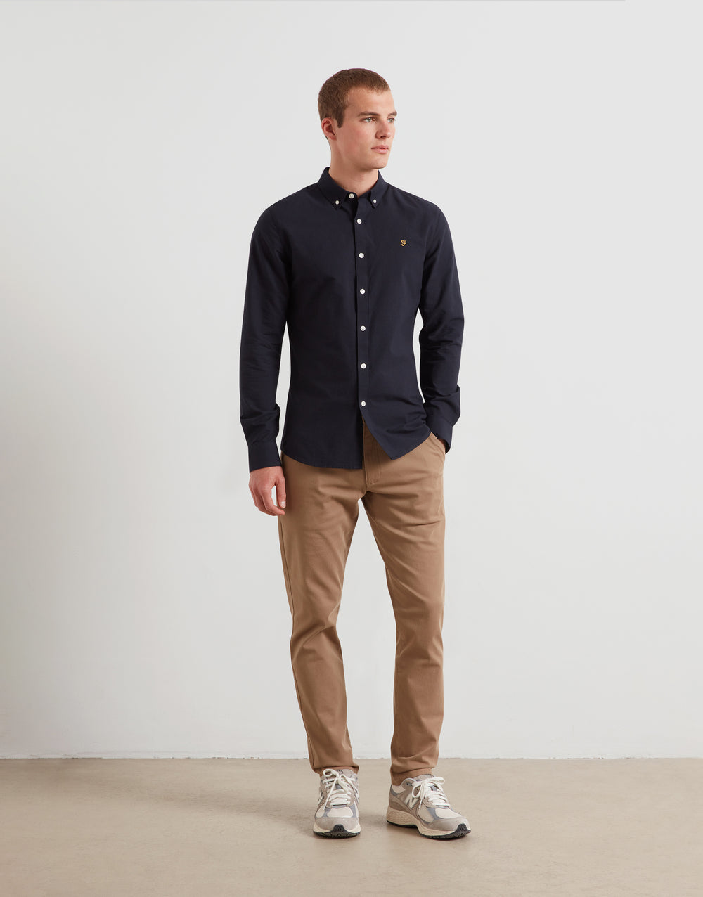Farah Brewer slim-fit oxford shirt, dark navy, front view, button-down placket