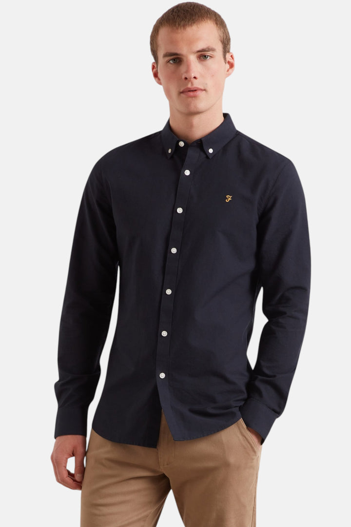 Farah Brewer slim-fit Oxford shirt in dark navy, button-down collar and long sleeves