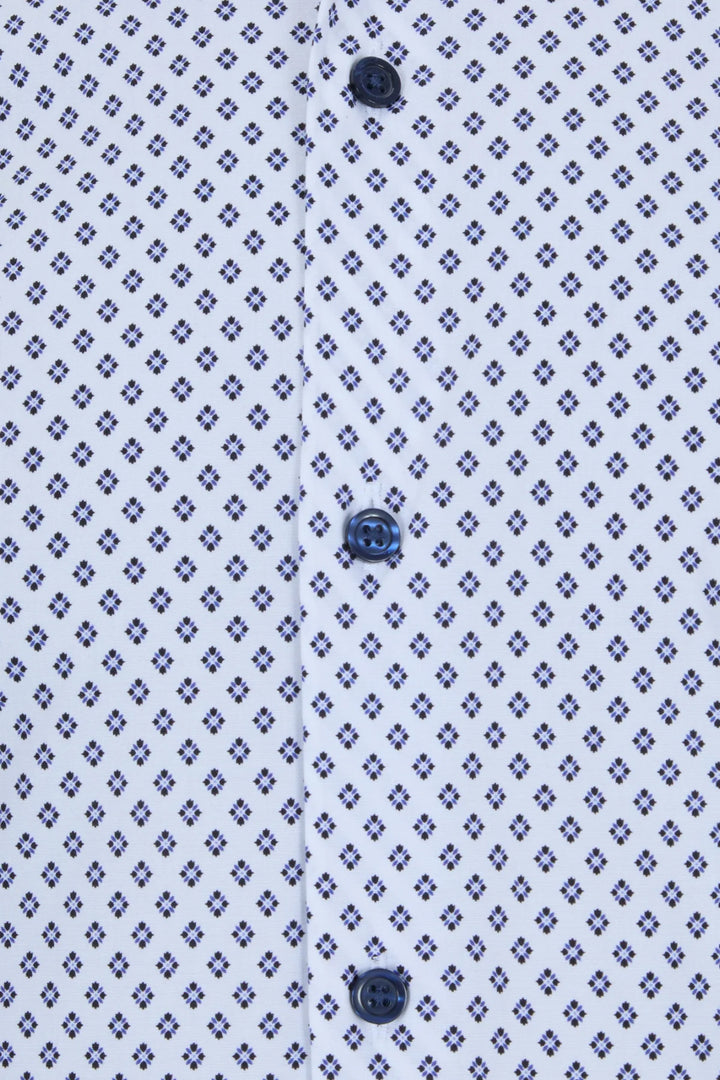 Light blue short-sleeve shirt close-up: navy buttons and geometric pattern
