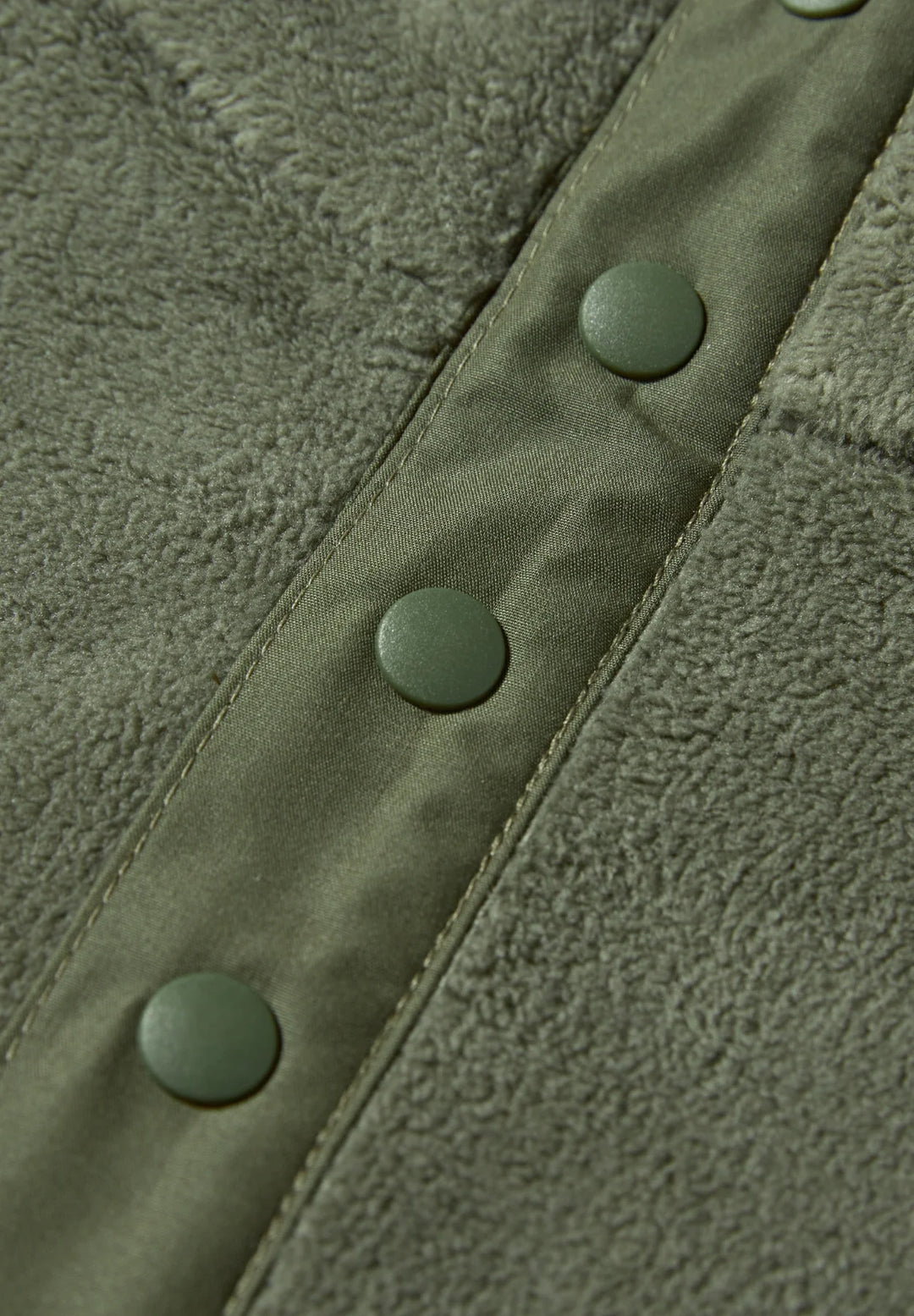Rivet & Denim Snapper Fleece Top | Covert