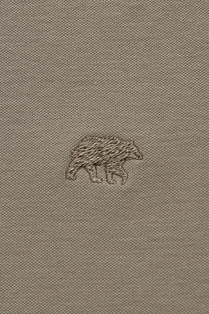 Grandad top with small embroidered animal logo on textured fabric