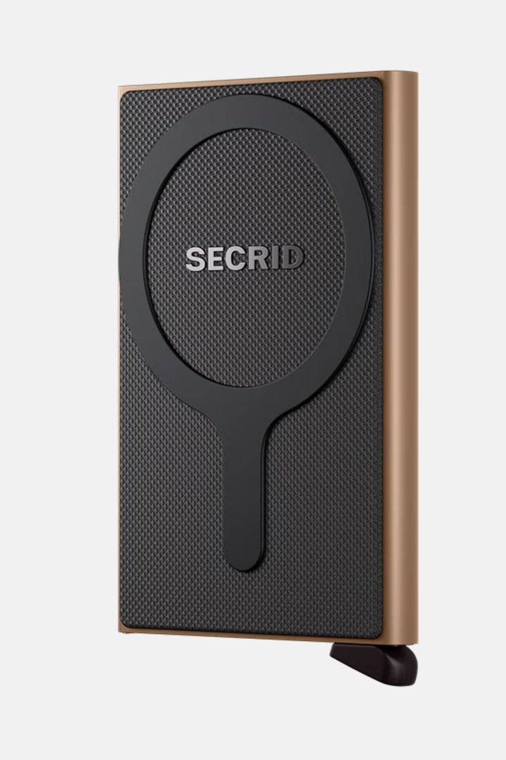 Secrid MagSafe cardprotector front with circular magnetic logo and textured panel