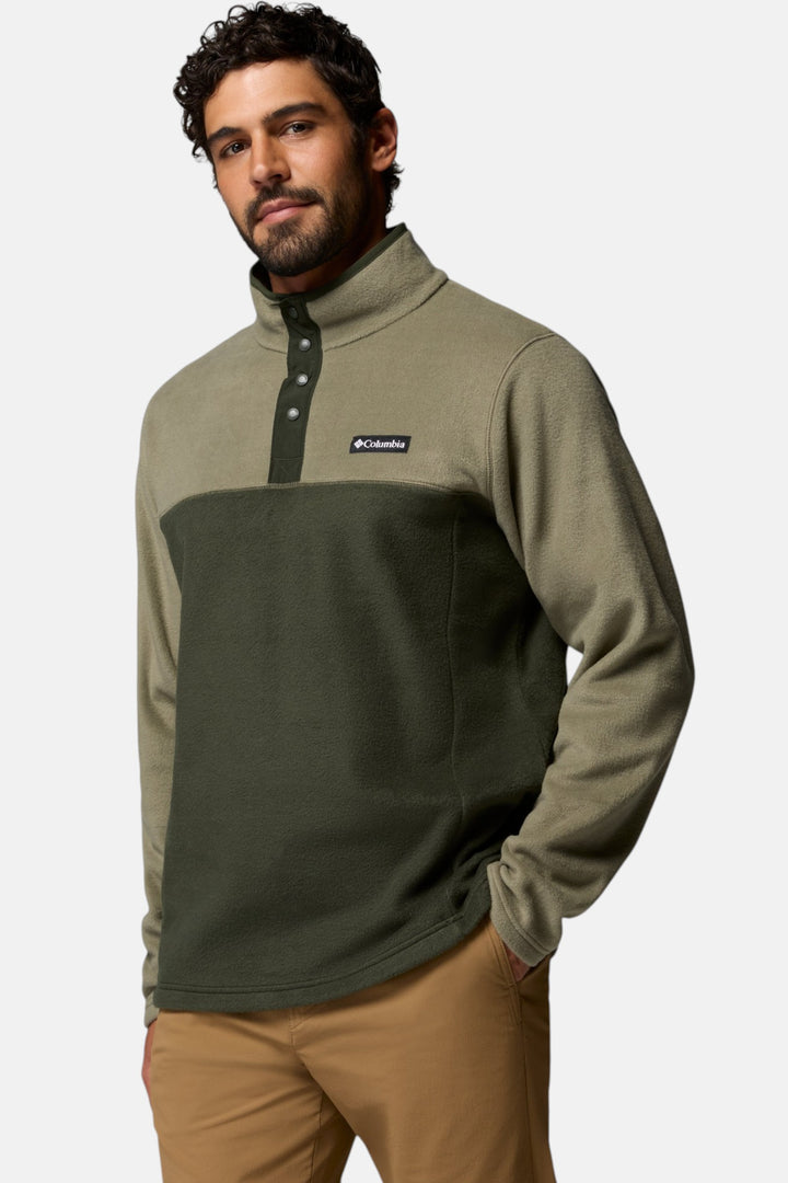 Men's Columbia Steens Mountain half-snap fleece pullover, quarter-button placket, green.