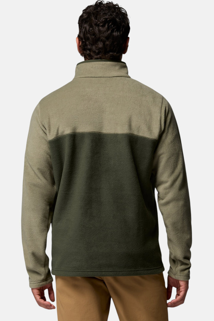Columbia Steens Mountain half-snap fleece pullover back view, green.